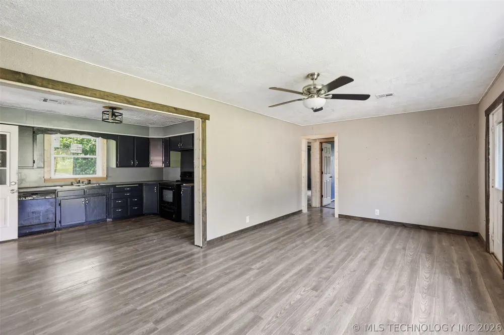 2504 Ahloso Ada, OK 74820