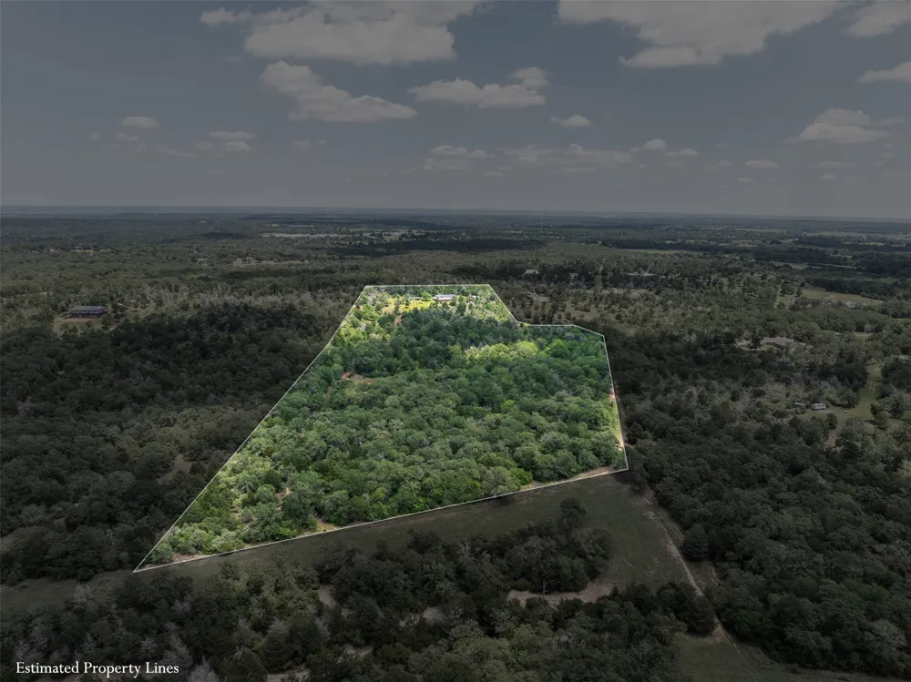 1004 22 Hills Road Gause, TX 77857