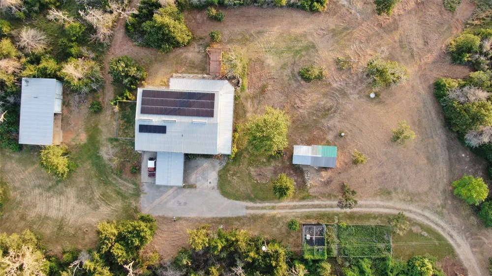 1004 22 Hills Road Gause, TX 77857