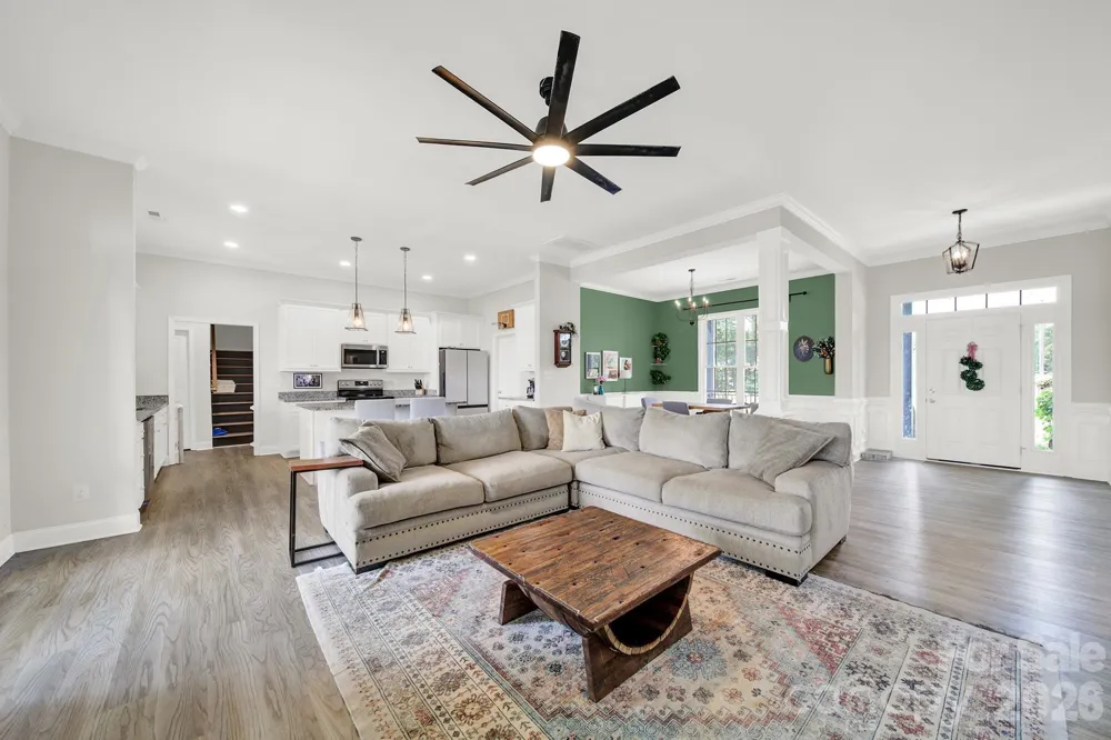 4653 Simpson Road Edgemoor, SC 29712