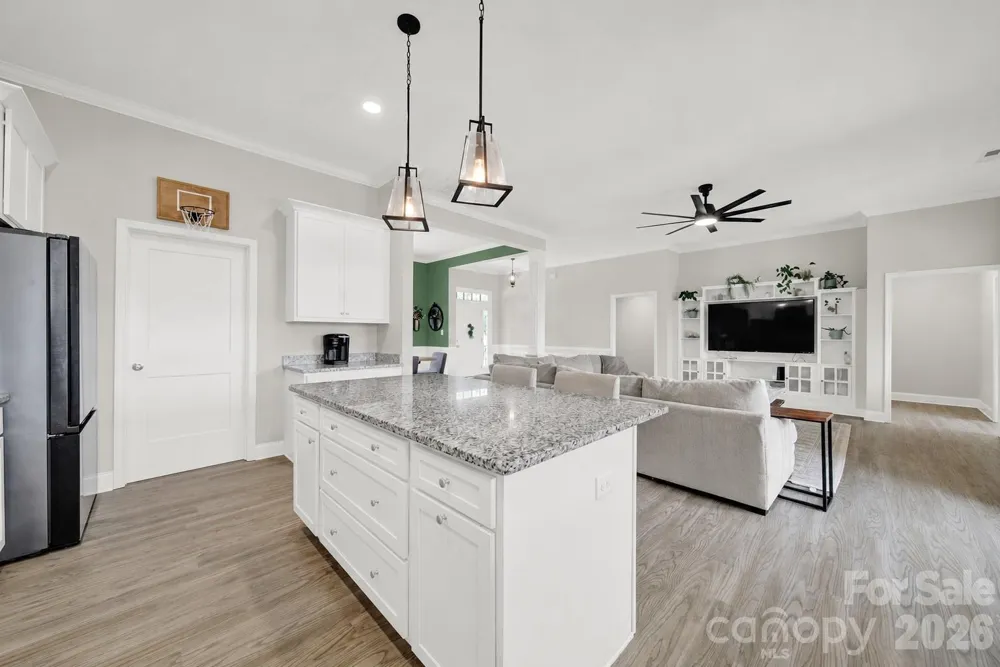 4653 Simpson Road Edgemoor, SC 29712