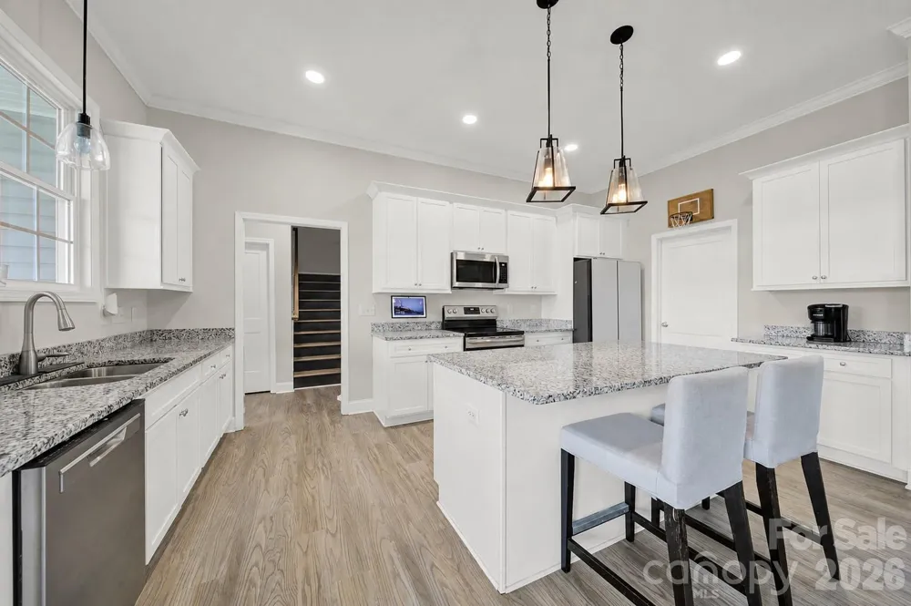 4653 Simpson Road Edgemoor, SC 29712