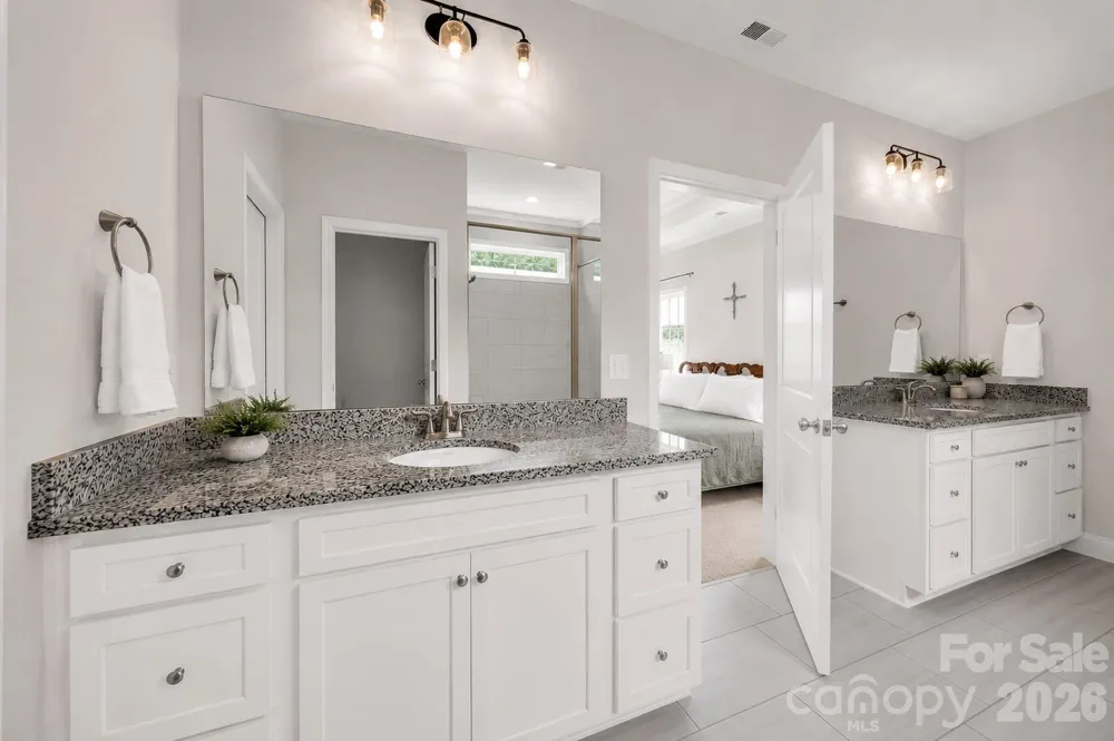 4653 Simpson Road Edgemoor, SC 29712