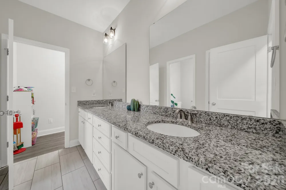 4653 Simpson Road Edgemoor, SC 29712