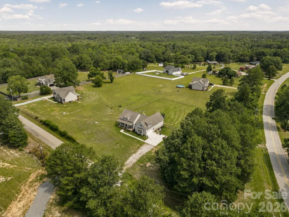 4653 Simpson Road Edgemoor, SC 29712
