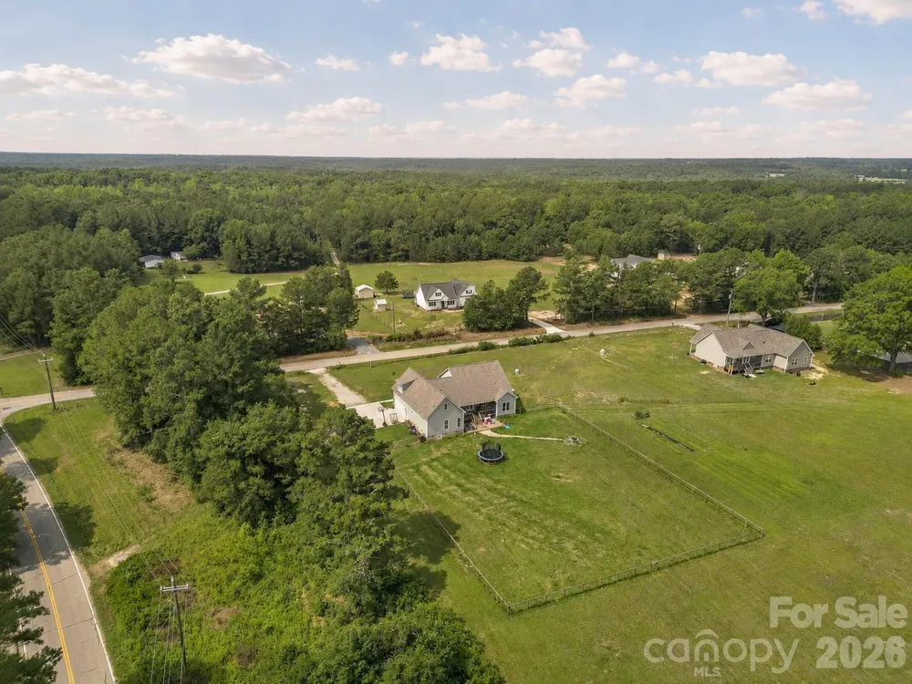 4653 Simpson Road Edgemoor, SC 29712
