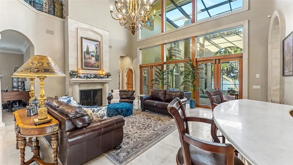 5119 LAKE IN THE WOODS BOULEVARD Lakeland, FL 33813