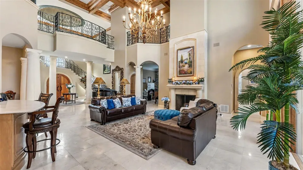 5119 LAKE IN THE WOODS BOULEVARD Lakeland, FL 33813