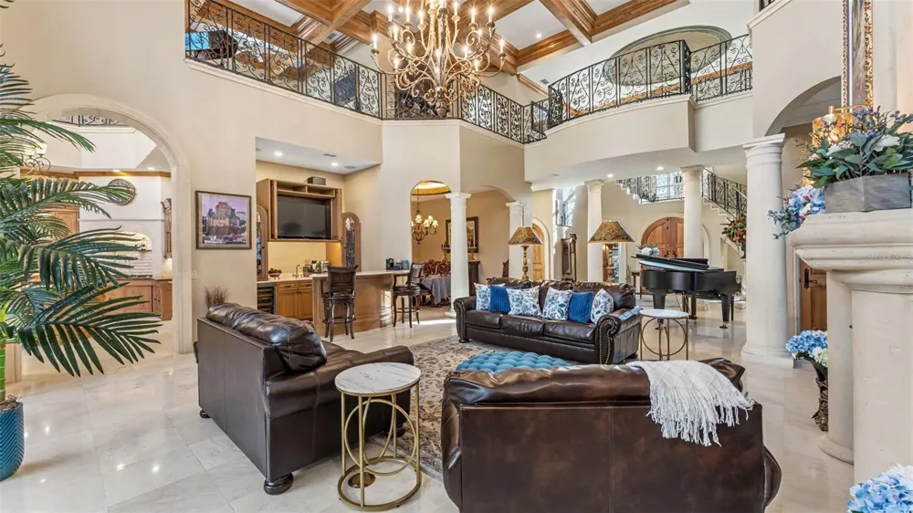 5119 LAKE IN THE WOODS BOULEVARD Lakeland, FL 33813