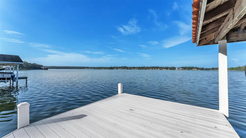 5119 LAKE IN THE WOODS BOULEVARD Lakeland, FL 33813