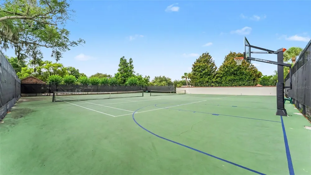 5119 LAKE IN THE WOODS BOULEVARD Lakeland, FL 33813