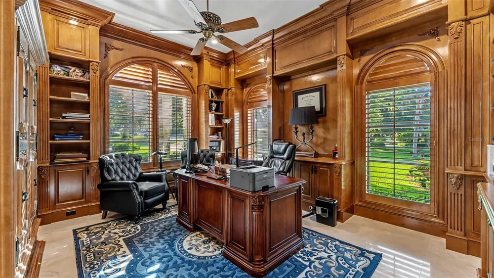 5119 LAKE IN THE WOODS BOULEVARD Lakeland, FL 33813