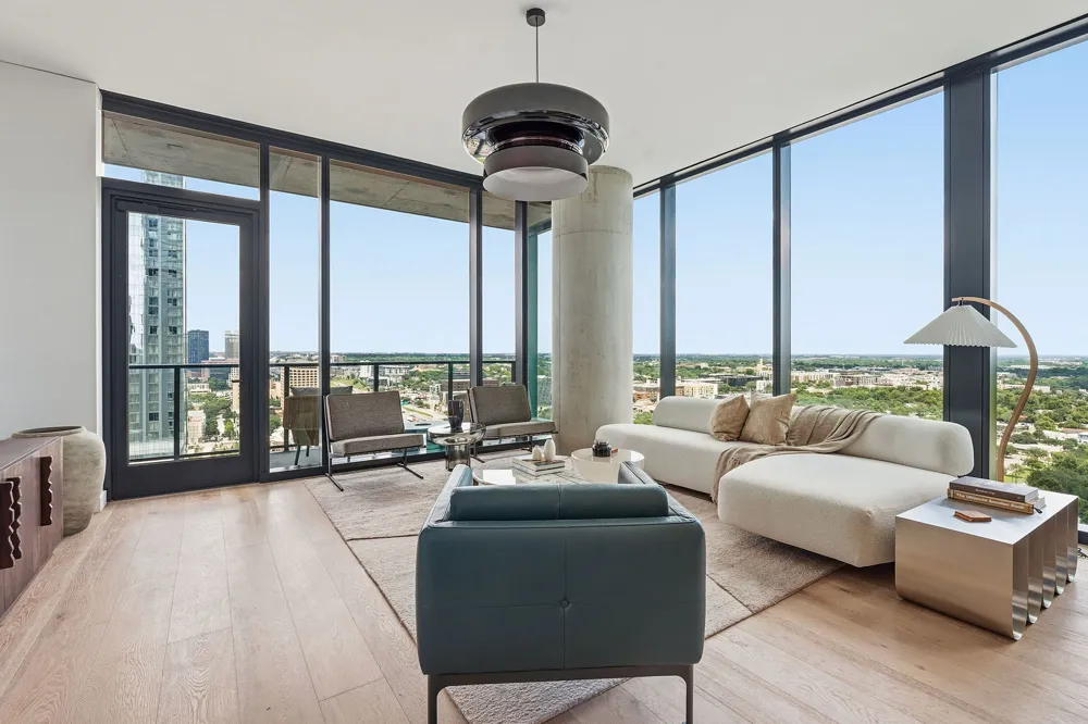 610 Davis Street #2112 Austin, TX 78701