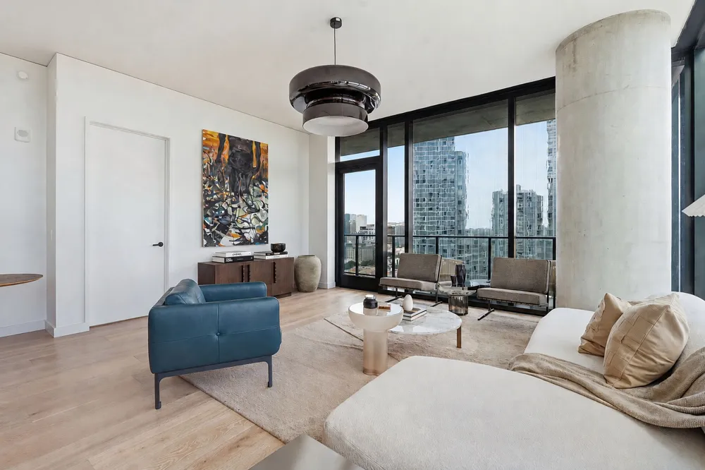 610 Davis Street #2112 Austin, TX 78701