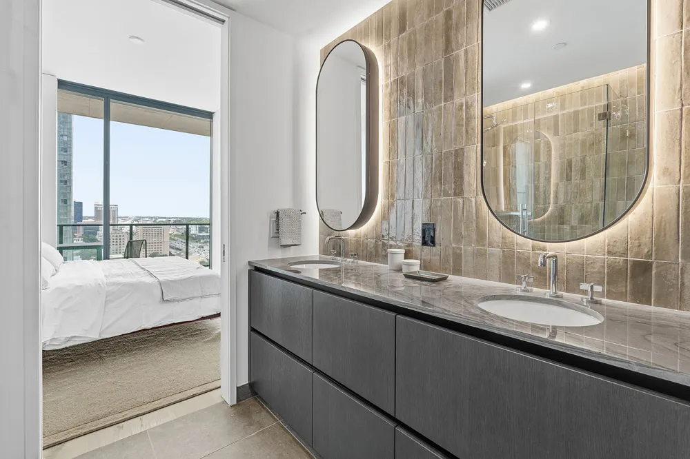 610 Davis Street #2112 Austin, TX 78701