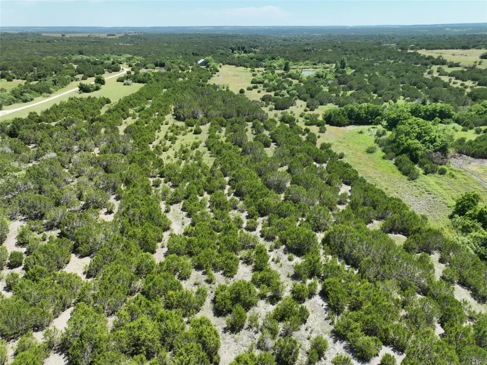 715 County Road 426 Purmela, TX 76566