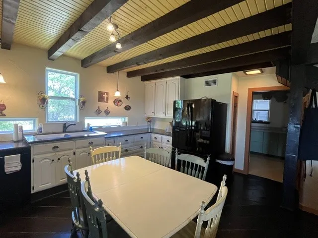 715 County Road 426 Purmela, TX 76566