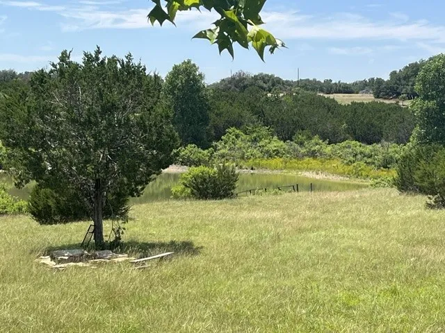 715 County Road 426 Purmela, TX 76566