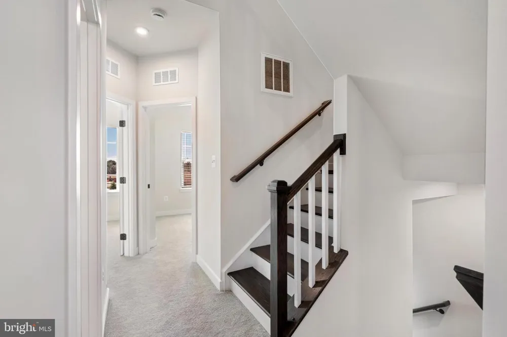 19410 PAIUTE TERRACE Leesburg, VA 20175
