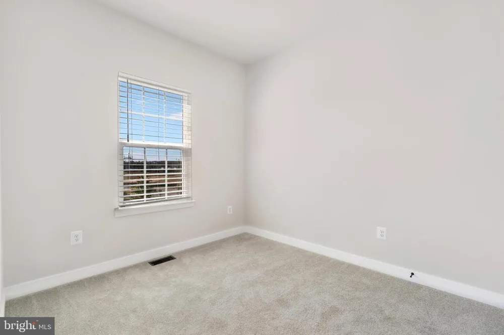 19410 PAIUTE TERRACE Leesburg, VA 20175