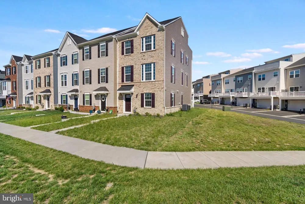 19410 PAIUTE TERRACE Leesburg, VA 20175
