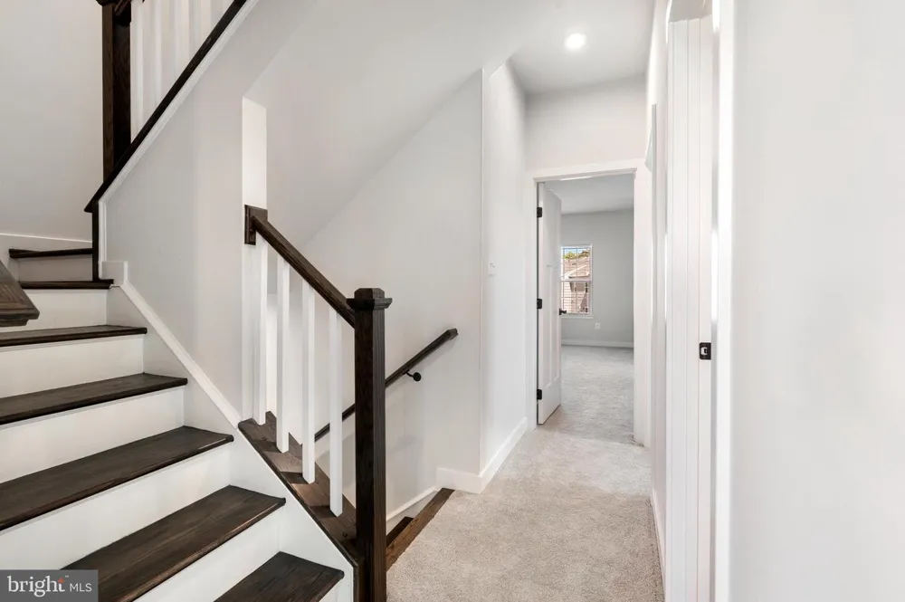 19410 PAIUTE TERRACE Leesburg, VA 20175
