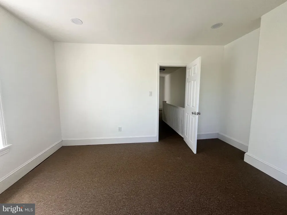 1364 W SPENCER STREET Philadelphia, PA 19141