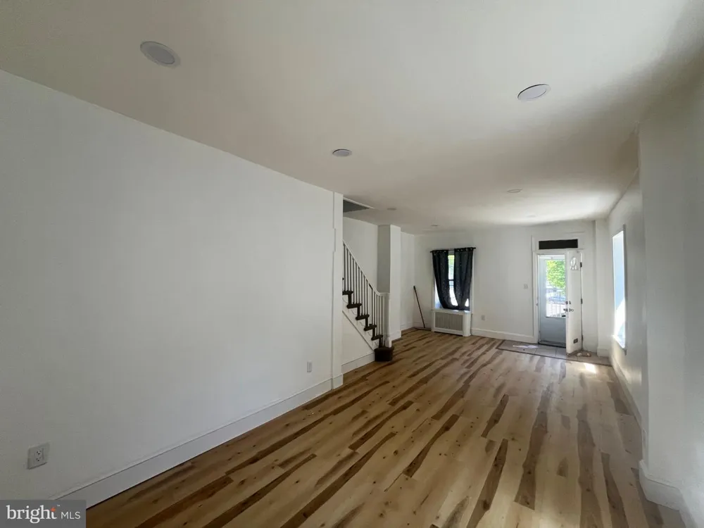 1364 W SPENCER STREET Philadelphia, PA 19141
