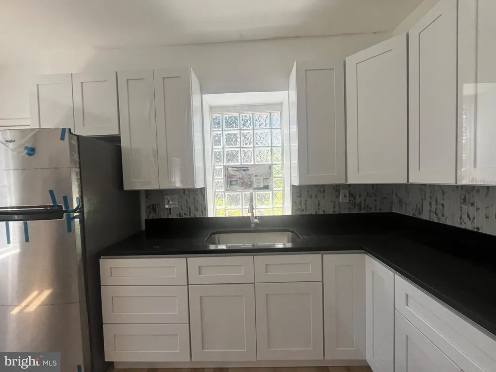 1364 W SPENCER STREET Philadelphia, PA 19141
