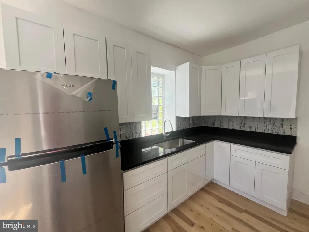 1364 W SPENCER STREET Philadelphia, PA 19141