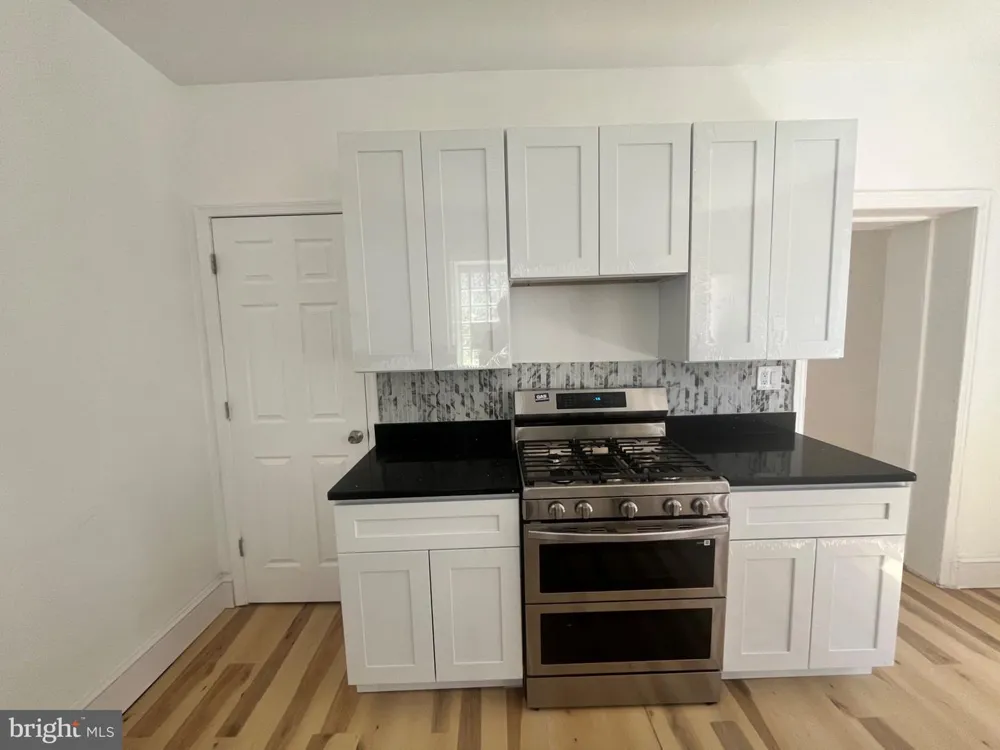 1364 W SPENCER STREET Philadelphia, PA 19141