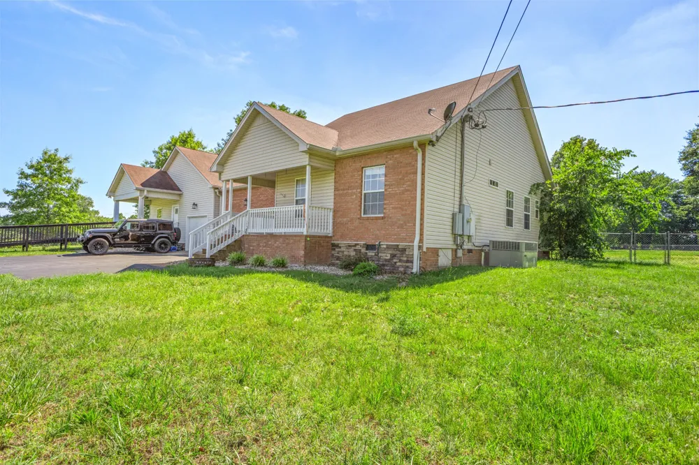 1010 Jacobs Valley Rd Joelton, TN 37080
