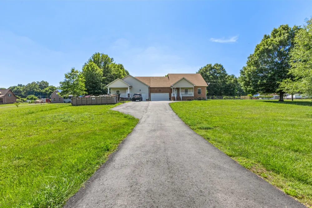 1010 Jacobs Valley Rd Joelton, TN 37080
