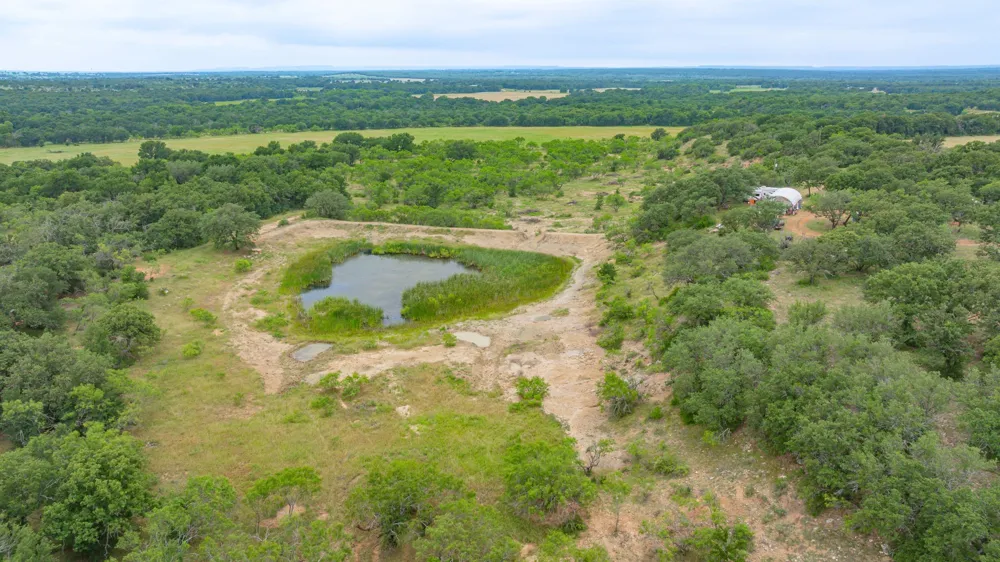 983 County Road 185 Comanche, TX 76442