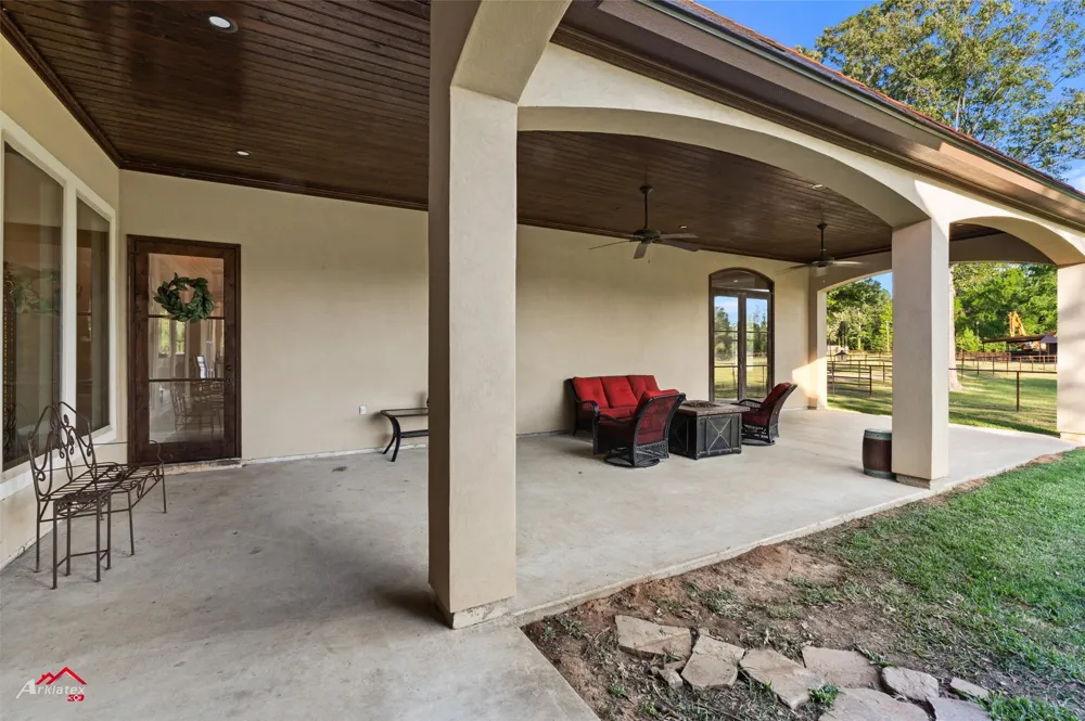 2139 Gravel Point Road Frierson, LA 71027