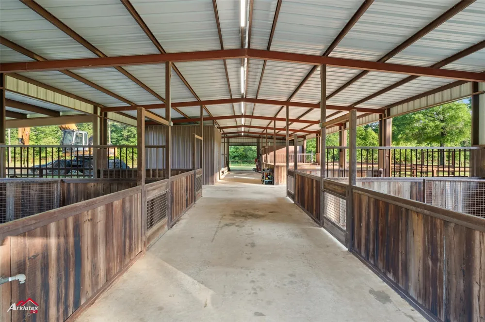 2139 Gravel Point Road Frierson, LA 71027