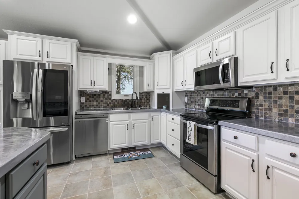 69100 Chief Court White Pigeon, MI 49099