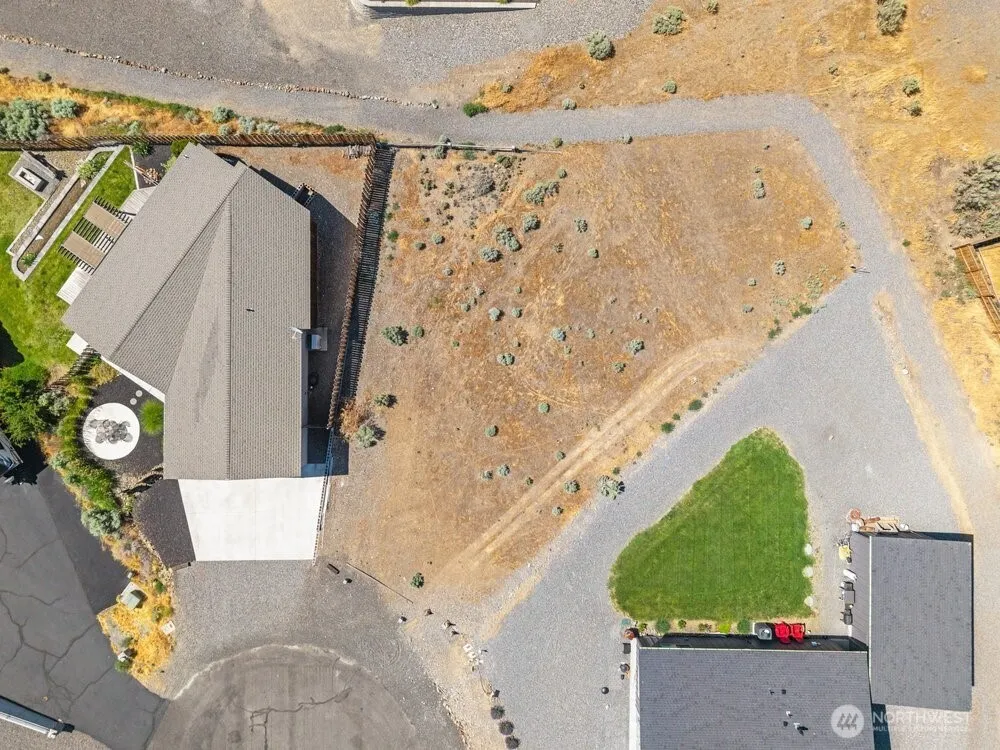 407 Island View SW Mattawa, WA 99349