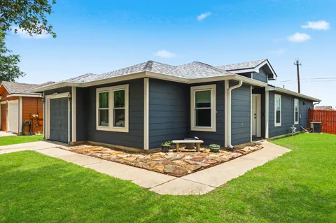 17912 Honey Locust Lane