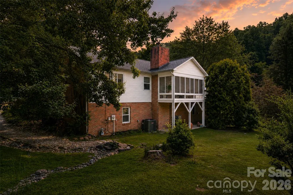 20 Mallard Court Brevard, NC 28712