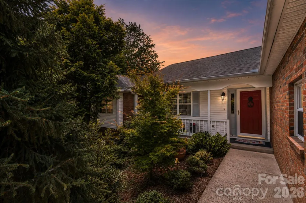 20 Mallard Court Brevard, NC 28712