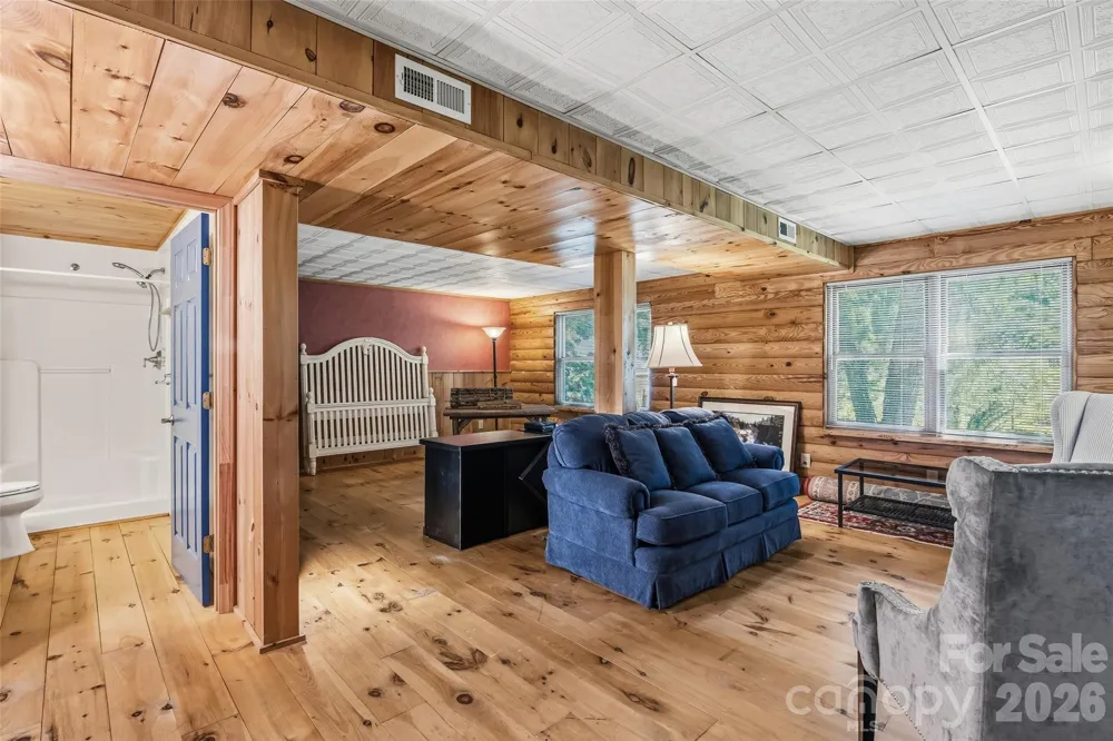 20 Mallard Court Brevard, NC 28712