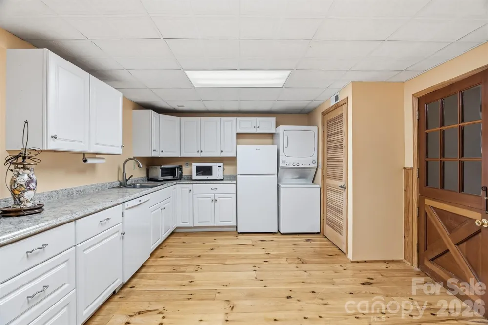 20 Mallard Court Brevard, NC 28712
