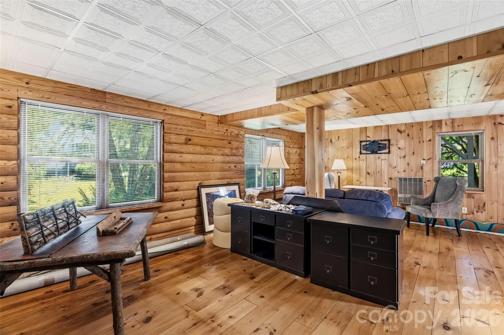 20 Mallard Court Brevard, NC 28712