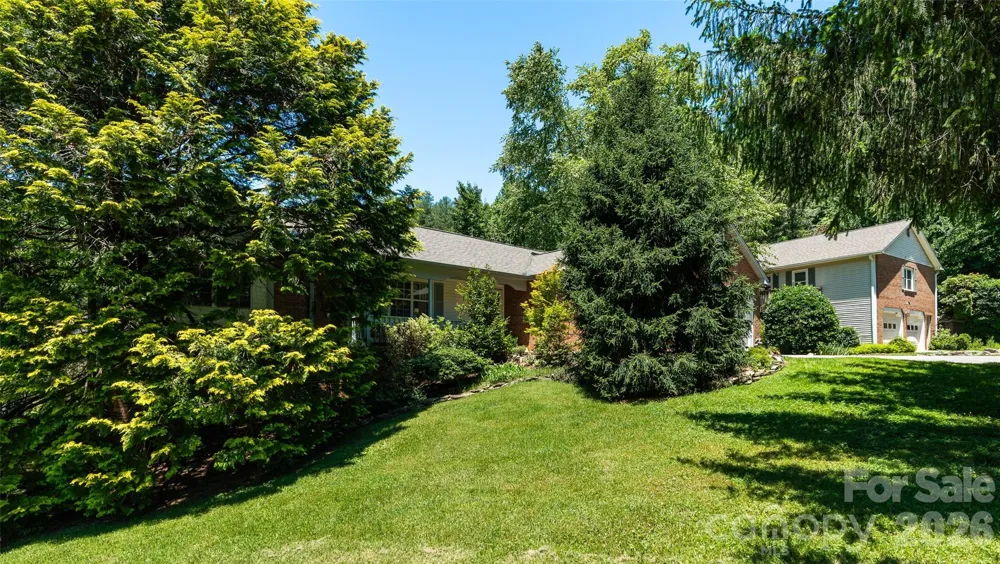20 Mallard Court Brevard, NC 28712