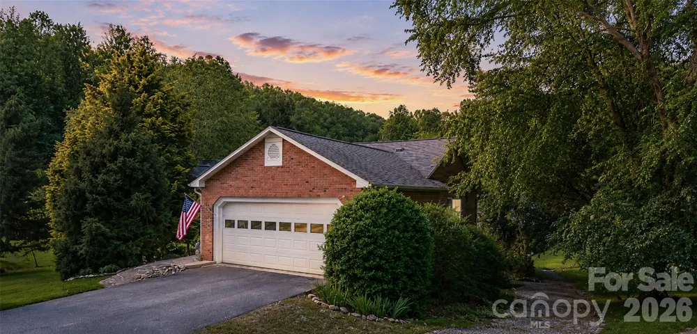 20 Mallard Court Brevard, NC 28712