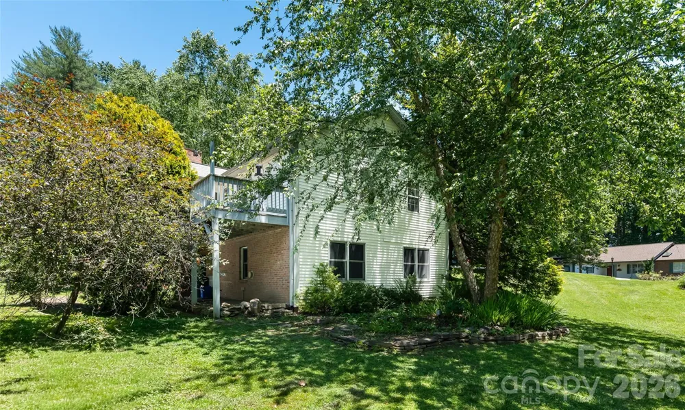 20 Mallard Court Brevard, NC 28712
