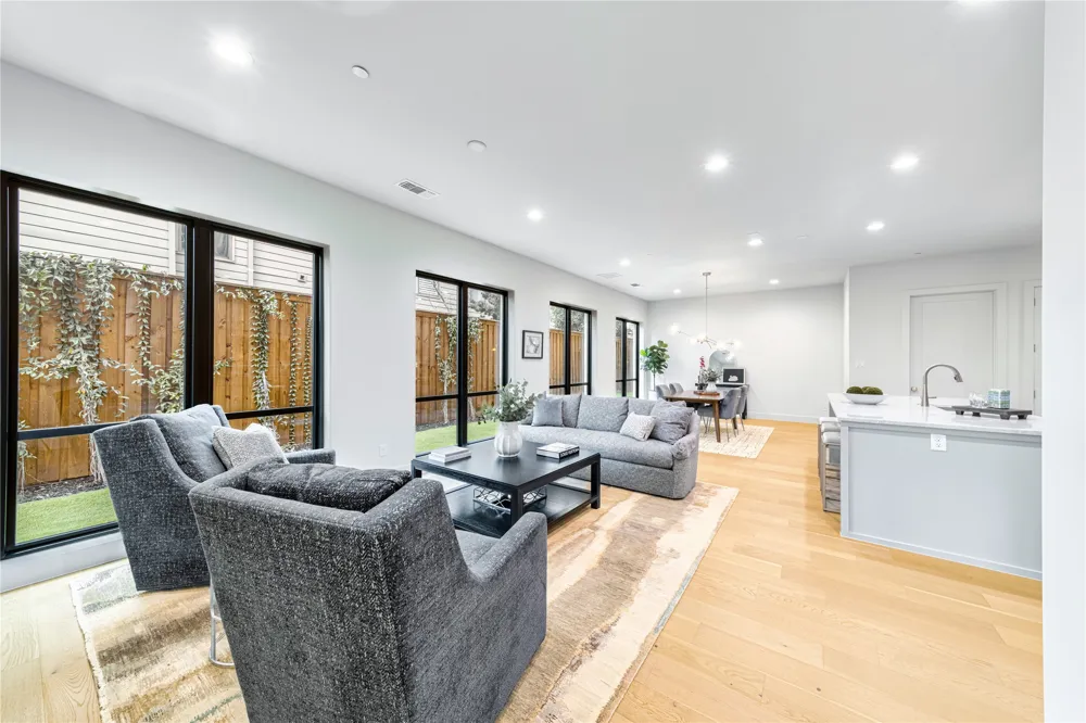 3601 Routh Street #1B Dallas, TX 75219