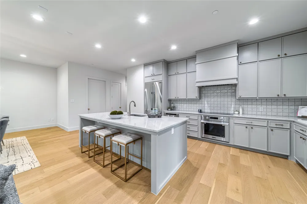 3601 Routh Street #1B Dallas, TX 75219