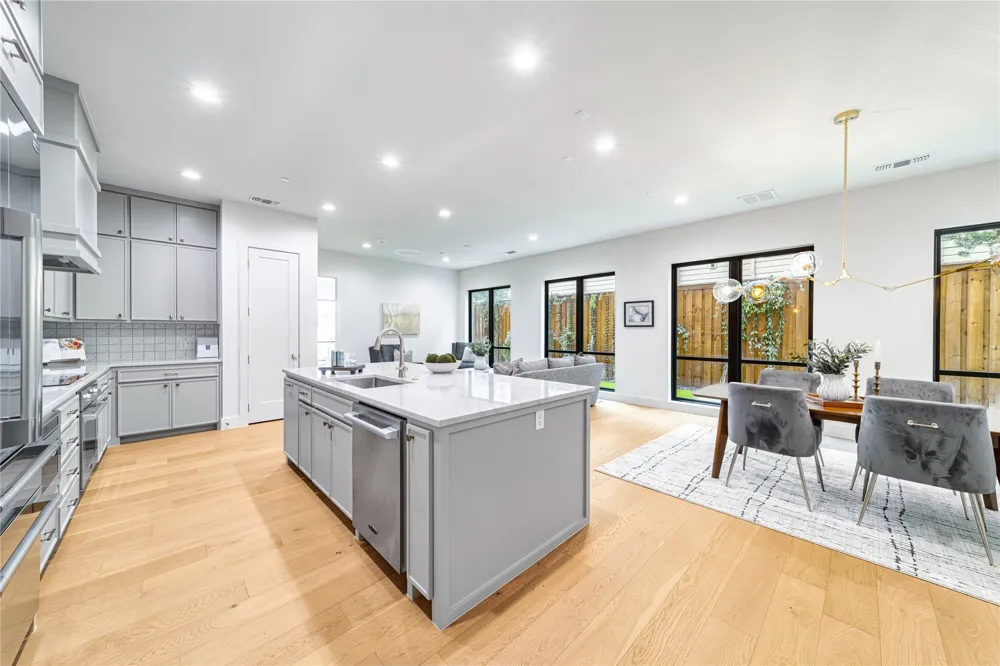 3601 Routh Street #1B Dallas, TX 75219